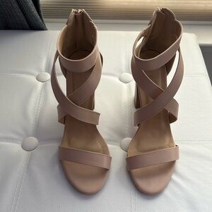Charlotte Russe size 8 nude heels
